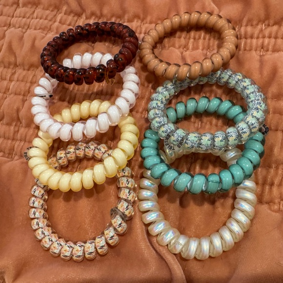 Teleties Accessories - TELETIES Bundle of 8 Large Hair Ties - Variety